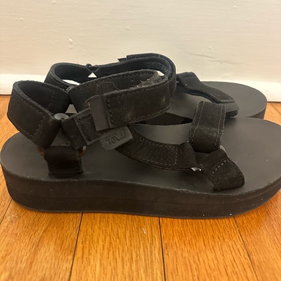 Teva Leather Mid-form Universal Sandals - Picture 3 of 4